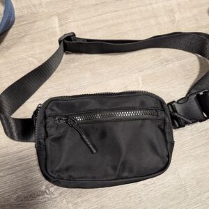 Stylish Black Women's Crossbody Bag